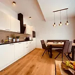Reinbacher - Primps Apartment *